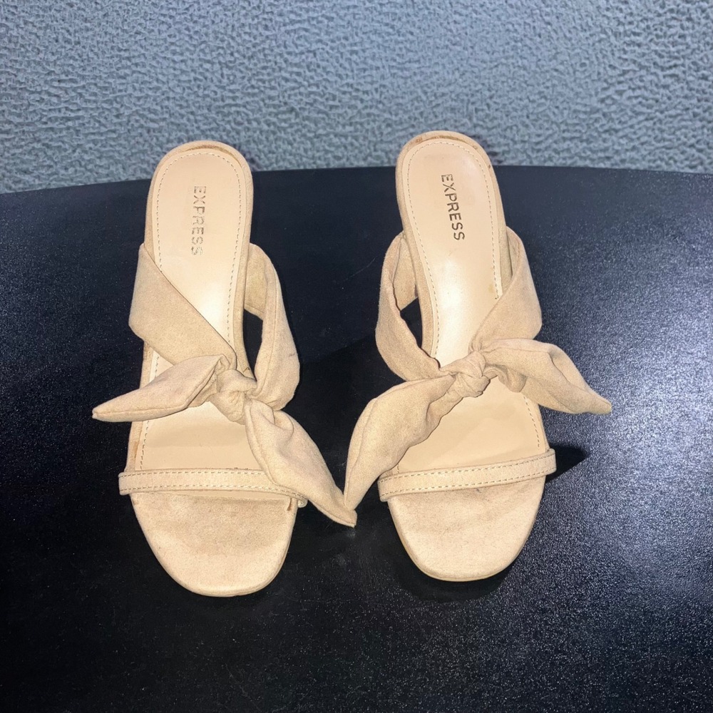 Express Nude Faux Suede Bow Mule Heels 4" Stiletto Sandal Tan Slide Women 6
